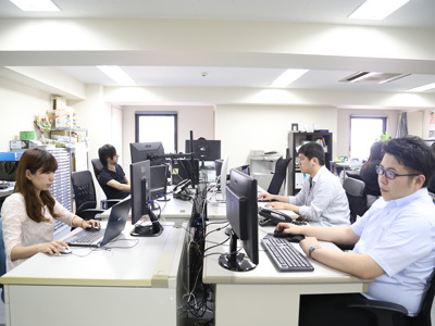 株式会社アットフリークのITの力で不動産業界を変える新メディアのライティングインターン募集の画像2