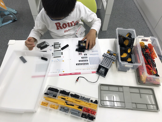 株式会社ベリーベストの週1日2時間〜参加OK！子供にものづくりの楽しさを伝えるインターンの画像1