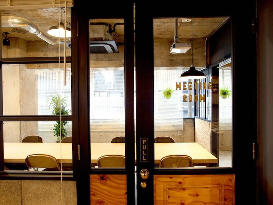 パドルデザインカンパニー株式会社のブランディングに関わるグラフィックデザインの仕事。の画像2