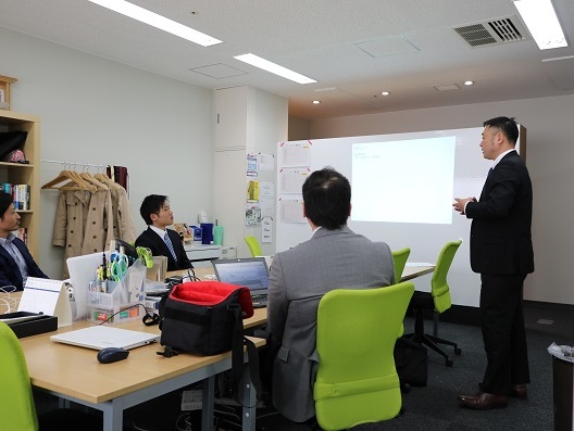 株式会社ルートアンドアクティベーションの【大阪】”食”の広告代理店。市場調査し開拓する。エリアを一任！の画像2